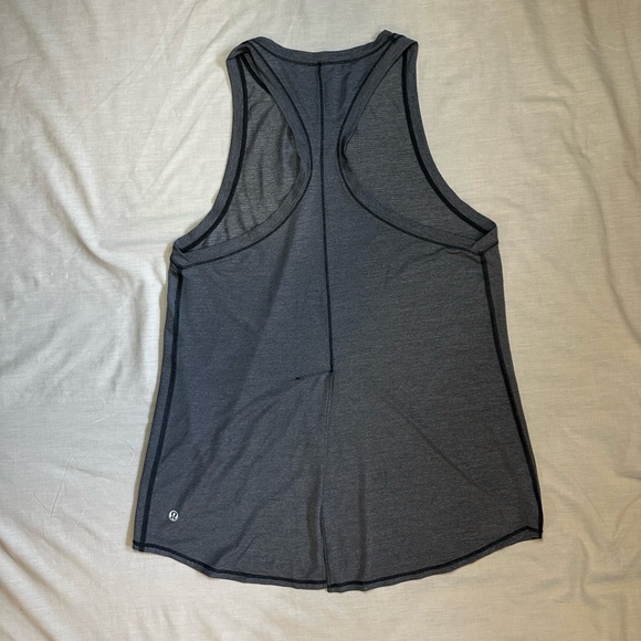 Lululemon Athletica Grey Slit Back Tank Top Size 6 - Picture 3 of 5